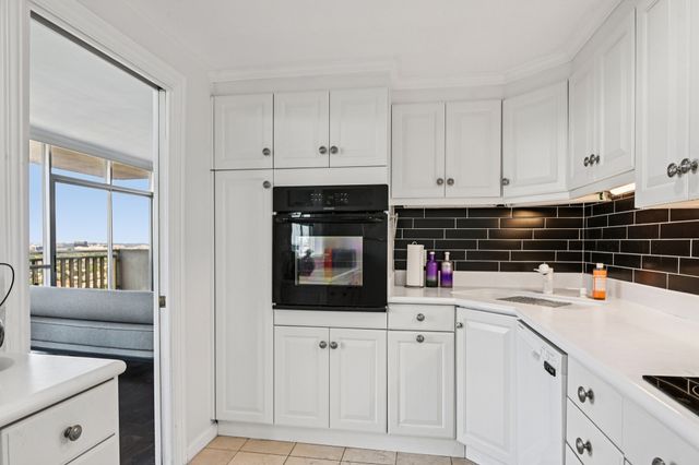 6211 W Northwest Highway 2306, Dallas, TX 75225