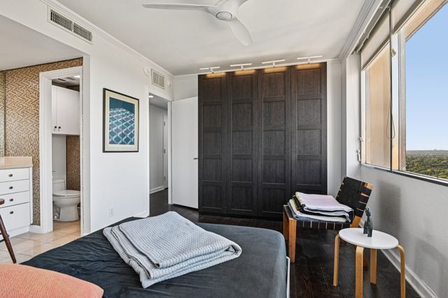 6211 W Northwest Highway 2306, Dallas, TX 75225