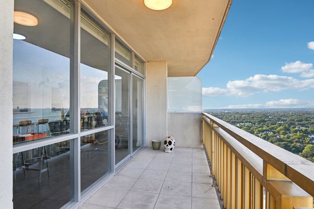 6211 W Northwest Highway 2306, Dallas, TX 75225