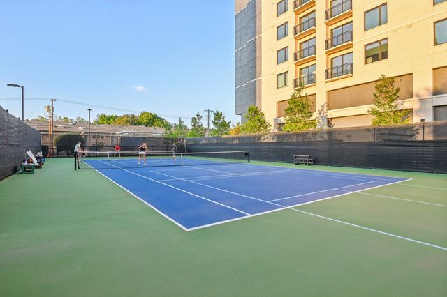 6211 W Northwest Highway 2306, Dallas, TX 75225