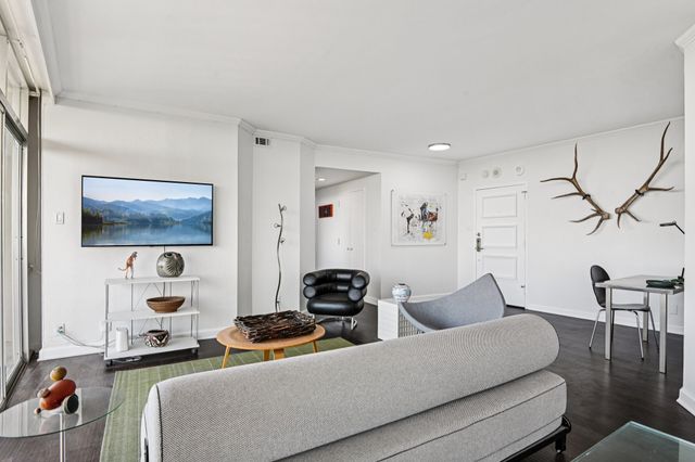 6211 W Northwest Highway 2306, Dallas, TX 75225