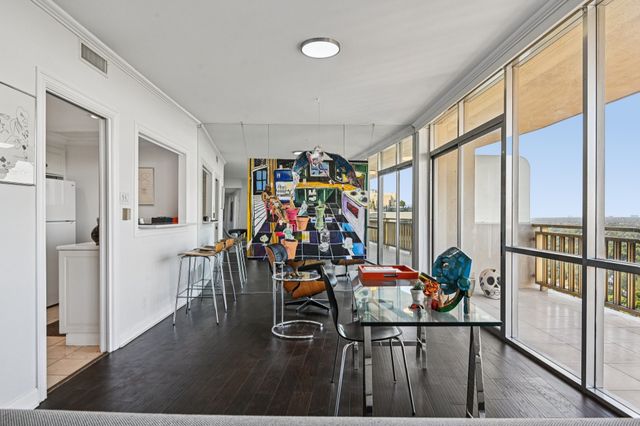 6211 W Northwest Highway 2306, Dallas, TX 75225