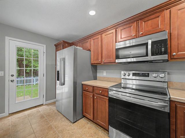3501 Crater Drive, Evansville, IN 47725
