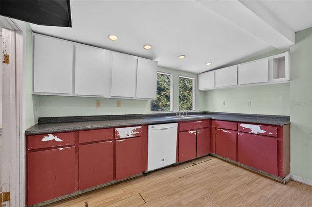 1059 BEDELL AVENUE, Lake Helen, FL 32744