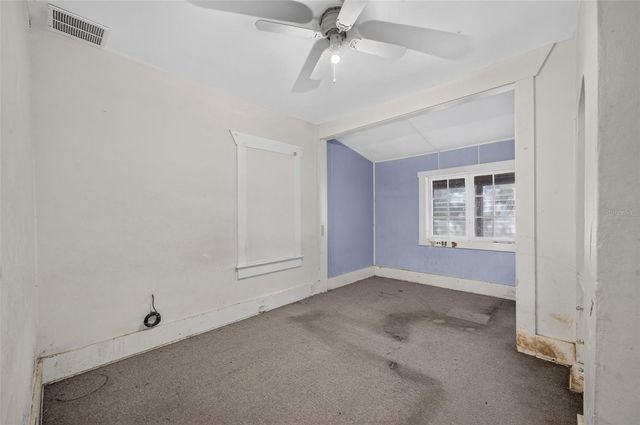 1059 BEDELL AVENUE, Lake Helen, FL 32744