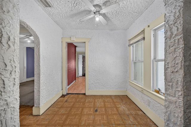 1059 BEDELL AVENUE, Lake Helen, FL 32744