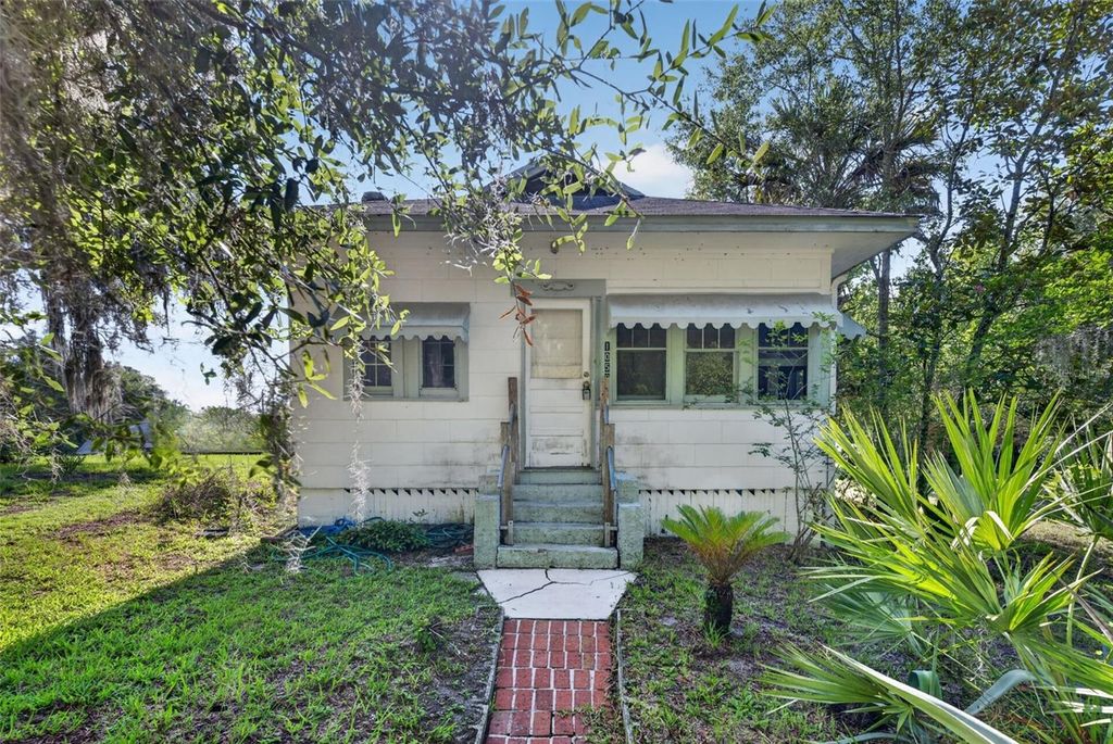 1059 BEDELL AVENUE, Lake Helen, FL 32744