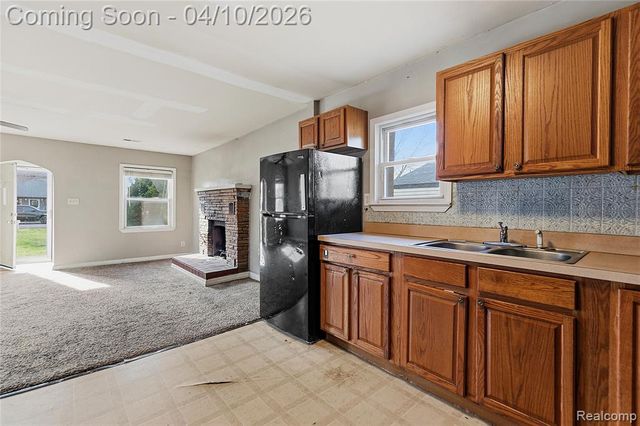 33524 Duncan, Fraser, MI 48026