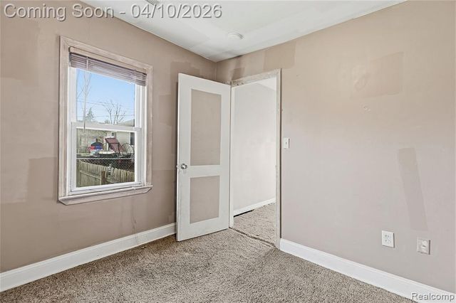 33524 Duncan, Fraser, MI 48026