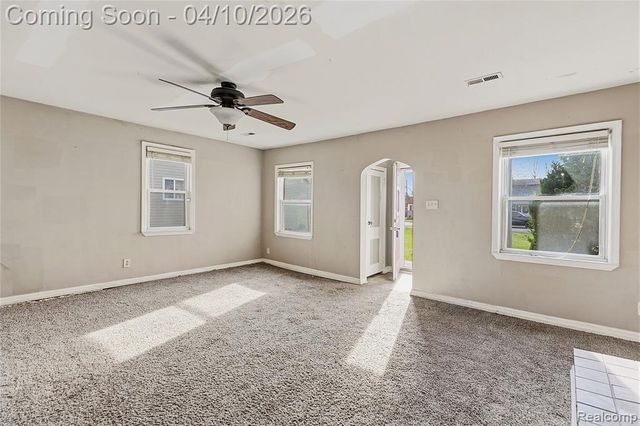 33524 Duncan, Fraser, MI 48026