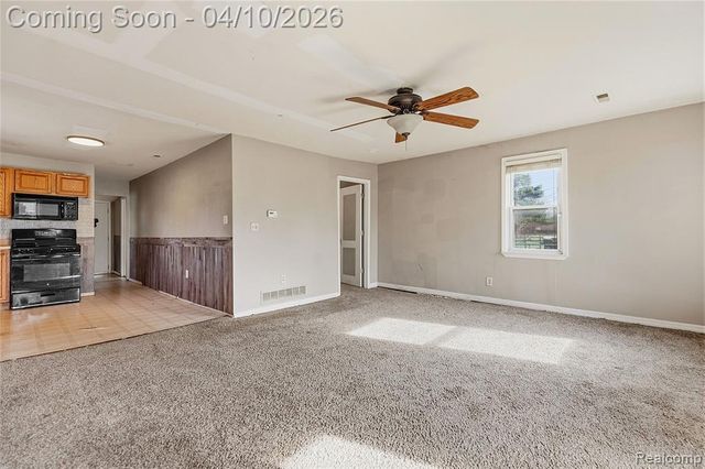 33524 Duncan, Fraser, MI 48026