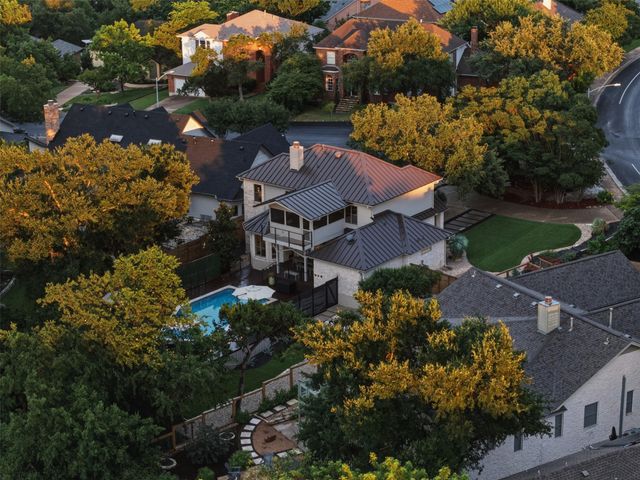 7004 Beauford DR, Austin, TX 78750