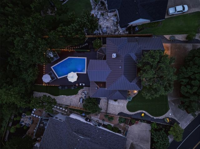 7004 Beauford DR, Austin, TX 78750