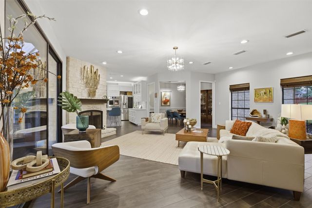 7004 Beauford DR, Austin, TX 78750