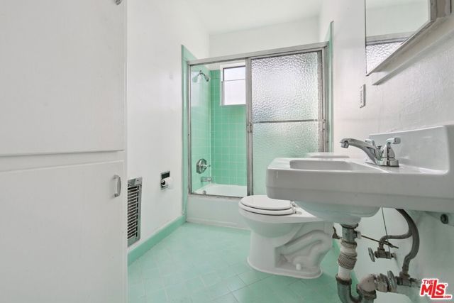 1317 Wilcox Avenue C, Los Angeles, CA 90028