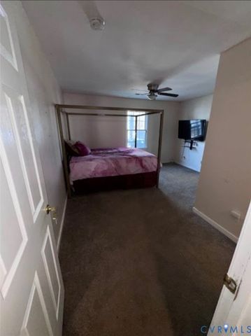 1800 New Lincoln Cir, Hopewell, VA 23860