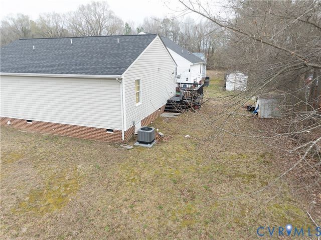 1800 New Lincoln Cir, Hopewell, VA 23860