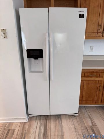 1800 New Lincoln Cir, Hopewell, VA 23860