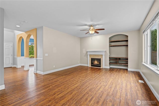 22618 SE 280th Place, Maple Valley, WA 98038