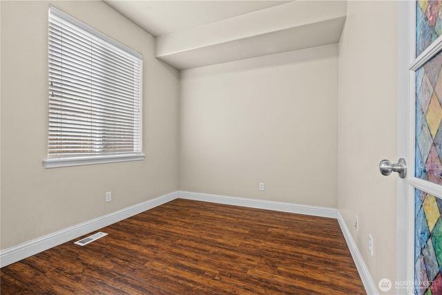 22618 SE 280th Place, Maple Valley, WA 98038