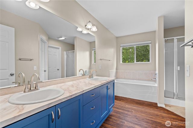 22618 SE 280th Place, Maple Valley, WA 98038