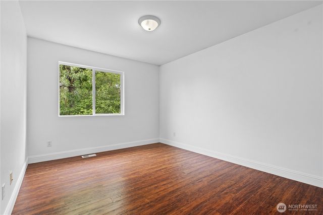 22618 SE 280th Place, Maple Valley, WA 98038