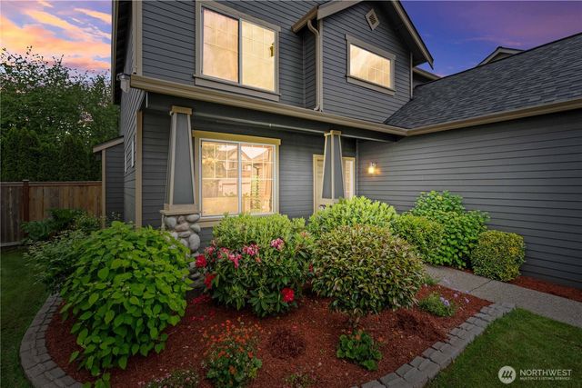 22618 SE 280th Place, Maple Valley, WA 98038