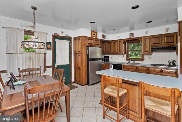 144 RICHARDSON RD, Robbinsville, NJ 08691