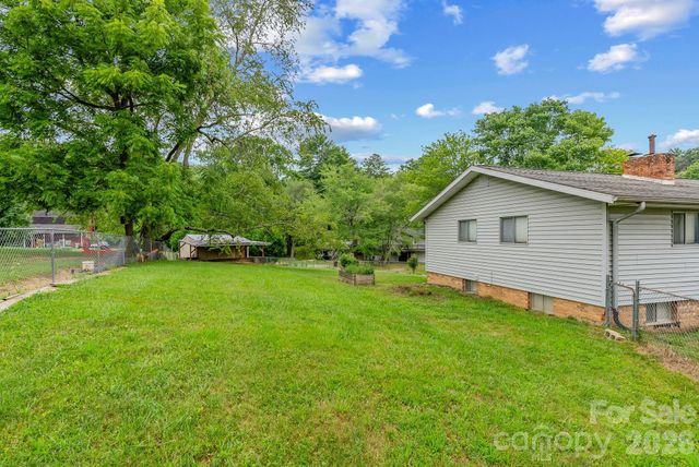 18 Briar Fork Way 4, Fletcher, NC 28732