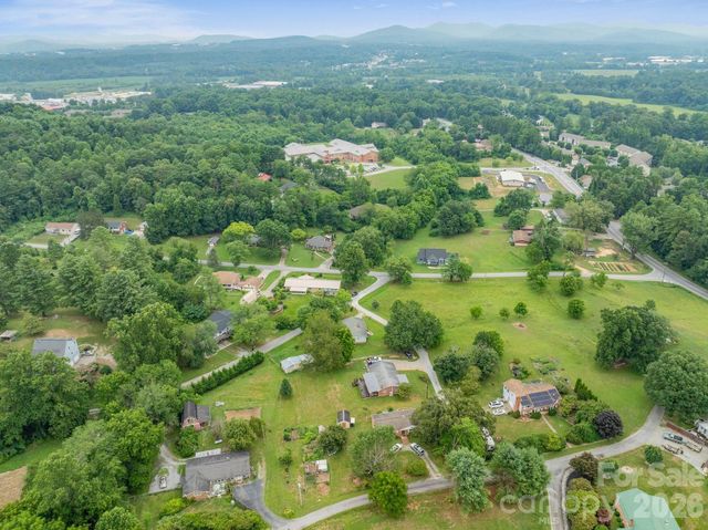 18 Briar Fork Way 4, Fletcher, NC 28732