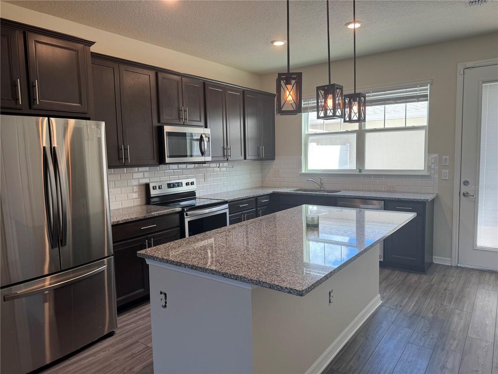 Image 2 of property listing at 2228 GOPHER TORTOISE TERRACE, Oakland, FL 34787