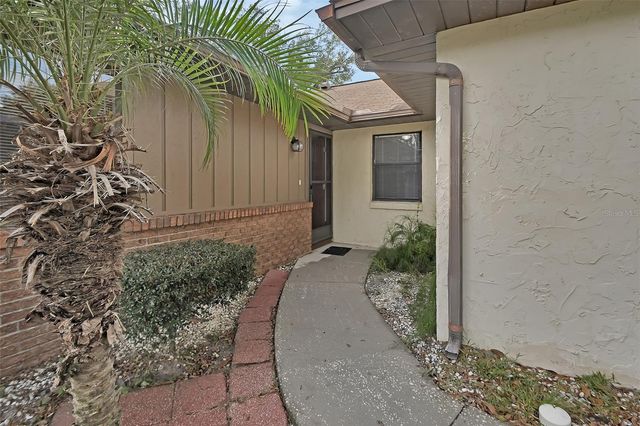 526 HEMINGWAY COURT, Deland, FL 32720