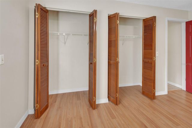 526 HEMINGWAY COURT, Deland, FL 32720