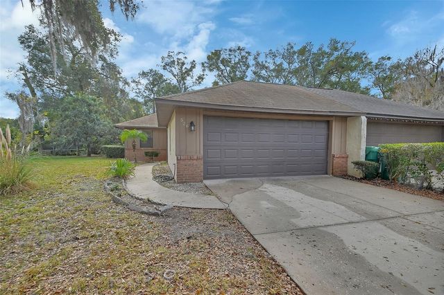 526 HEMINGWAY COURT, Deland, FL 32720