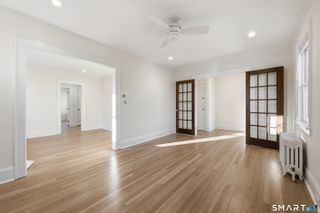 44 Lorraine Terrace 2, Bridgeport, CT 06604