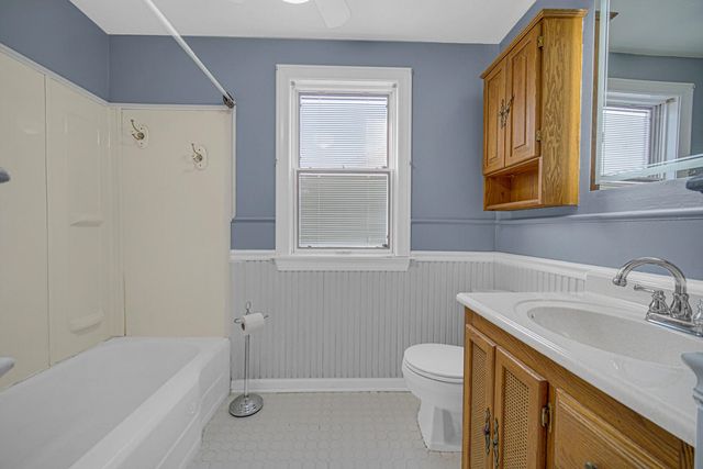 248 Adelaide Place, Munster, IN 46321