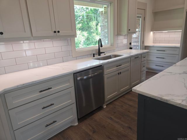 1901 Secretariat Way, Searcy, AR 72143