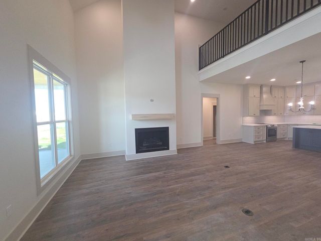 1901 Secretariat Way, Searcy, AR 72143
