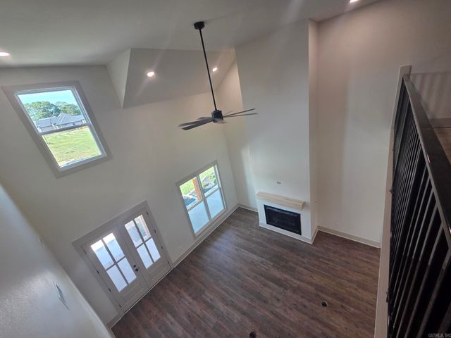 1901 Secretariat Way, Searcy, AR 72143