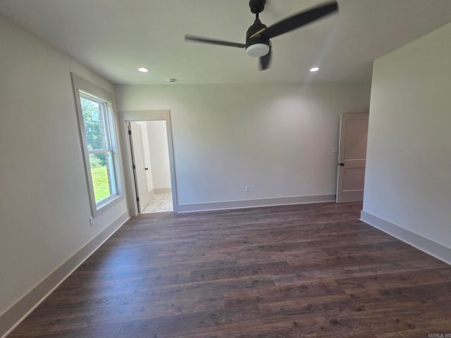 1901 Secretariat Way, Searcy, AR 72143