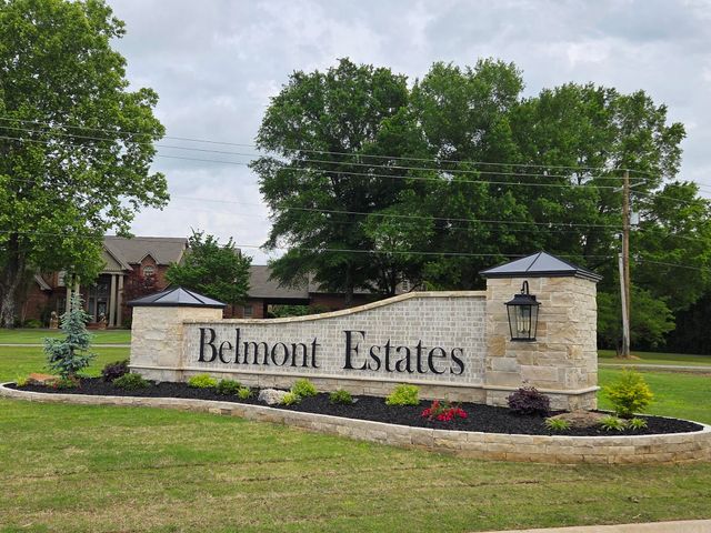 1901 Secretariat Way, Searcy, AR 72143