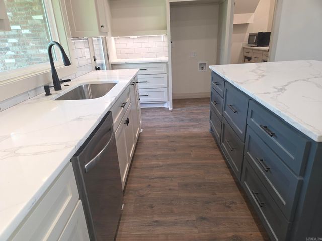 1901 Secretariat Way, Searcy, AR 72143