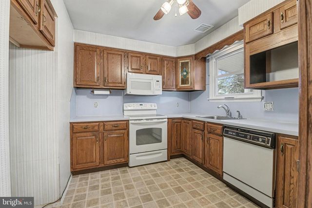 7131 SALEM PARK CIR, Mechanicsburg, PA 17050