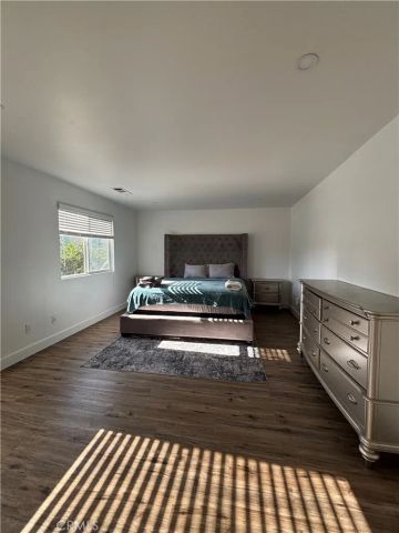 8341 Kelvin, Winnetka, CA 91306