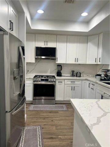 8341 Kelvin, Winnetka, CA 91306