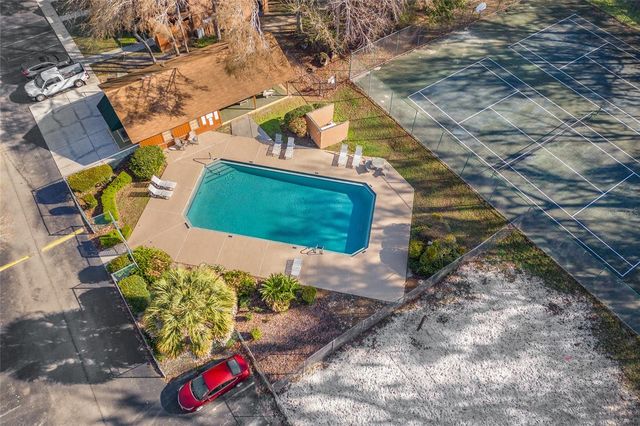 822 SW 56TH TERRACE, Gainesville, FL 32607