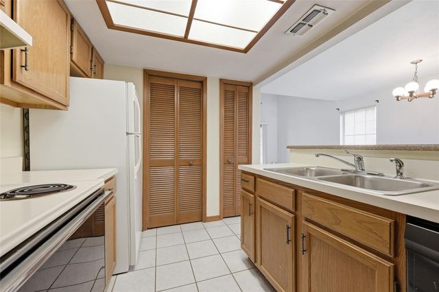 822 SW 56TH TERRACE, Gainesville, FL 32607