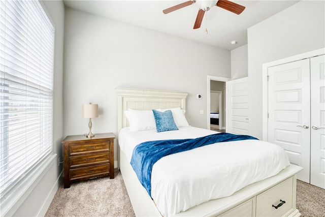 925 W Eagle Street, Fayetteville, AR 72701