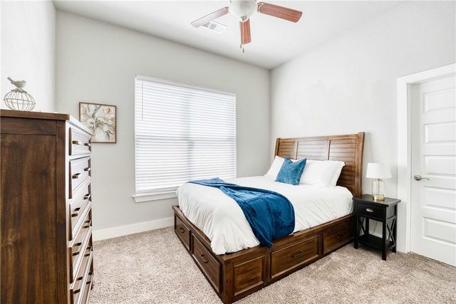 925 W Eagle Street, Fayetteville, AR 72701