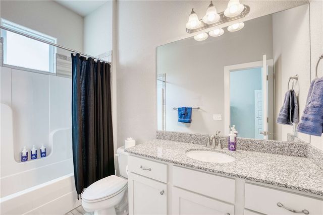 925 W Eagle Street, Fayetteville, AR 72701